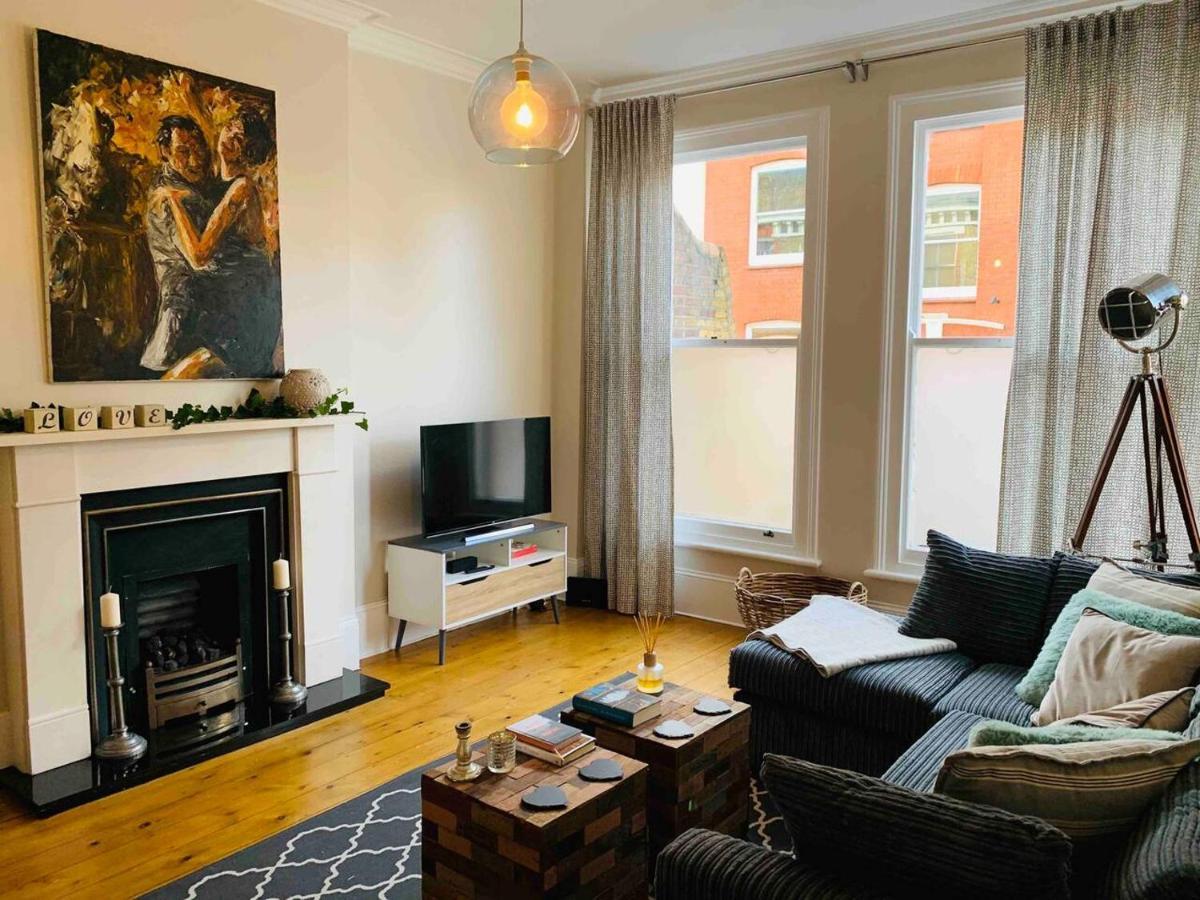 Luxury Fulham Flat With 5* Touches Nr River Thames Londyn Zewnętrze zdjęcie